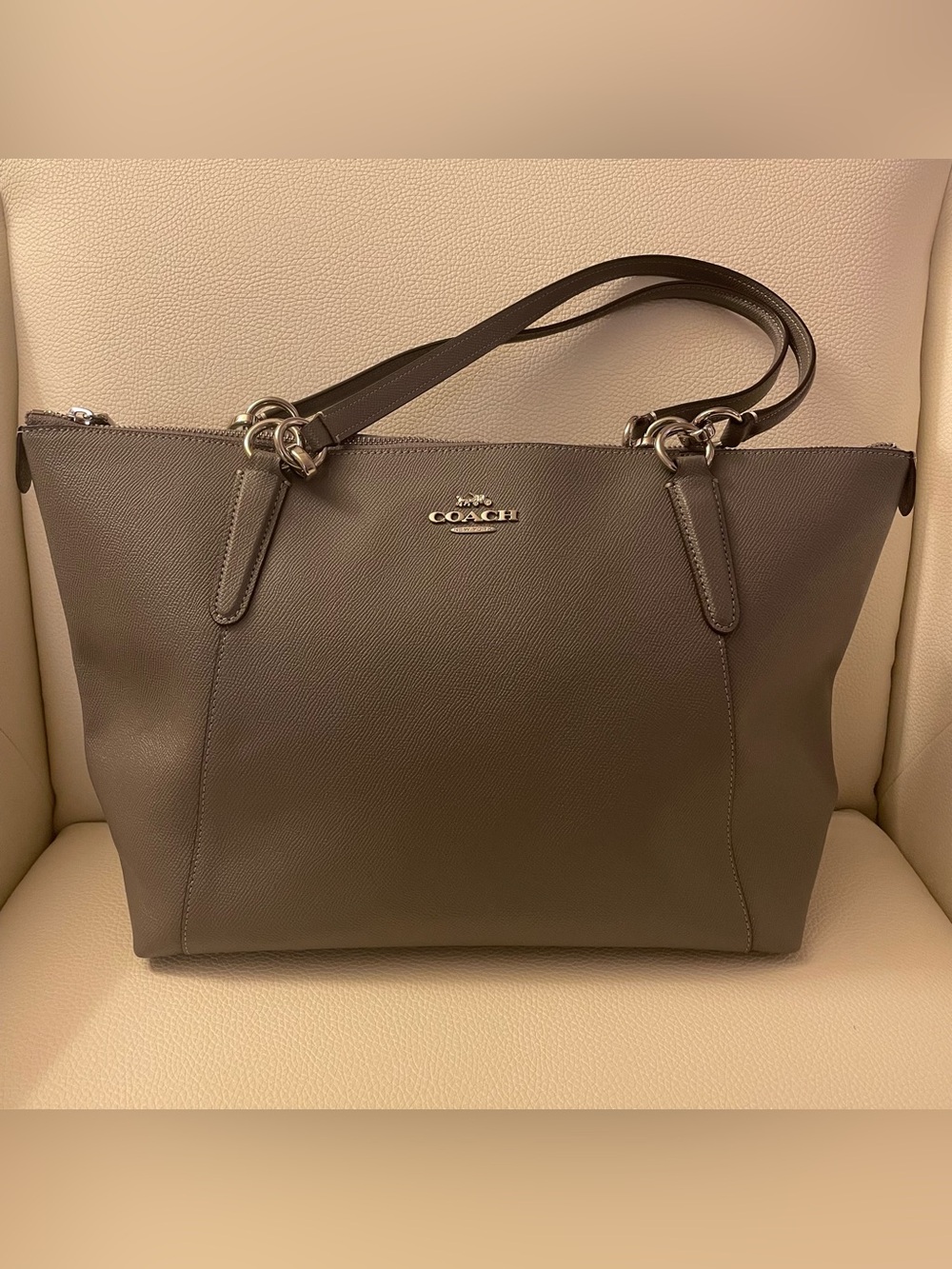 Coach Ava F57526 Grey Crossgrain Leather Medium Tote Shoulder Bag BNWT